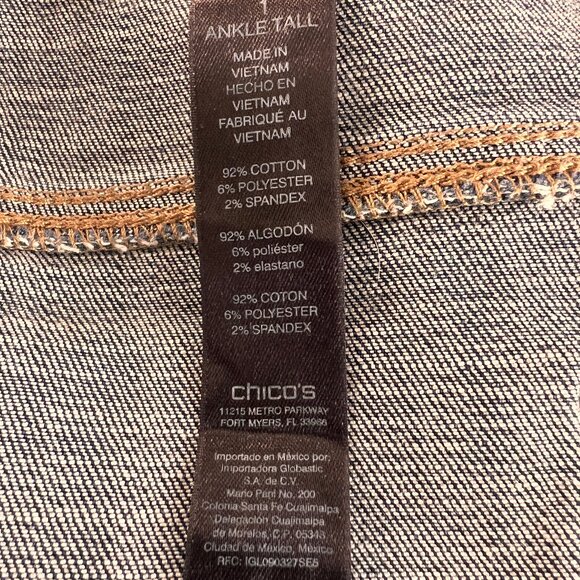 Chicos So Slimming Girlfriend Slim Leg Ankle Jeans   Size: 1 Tall - Picture 5 of 6